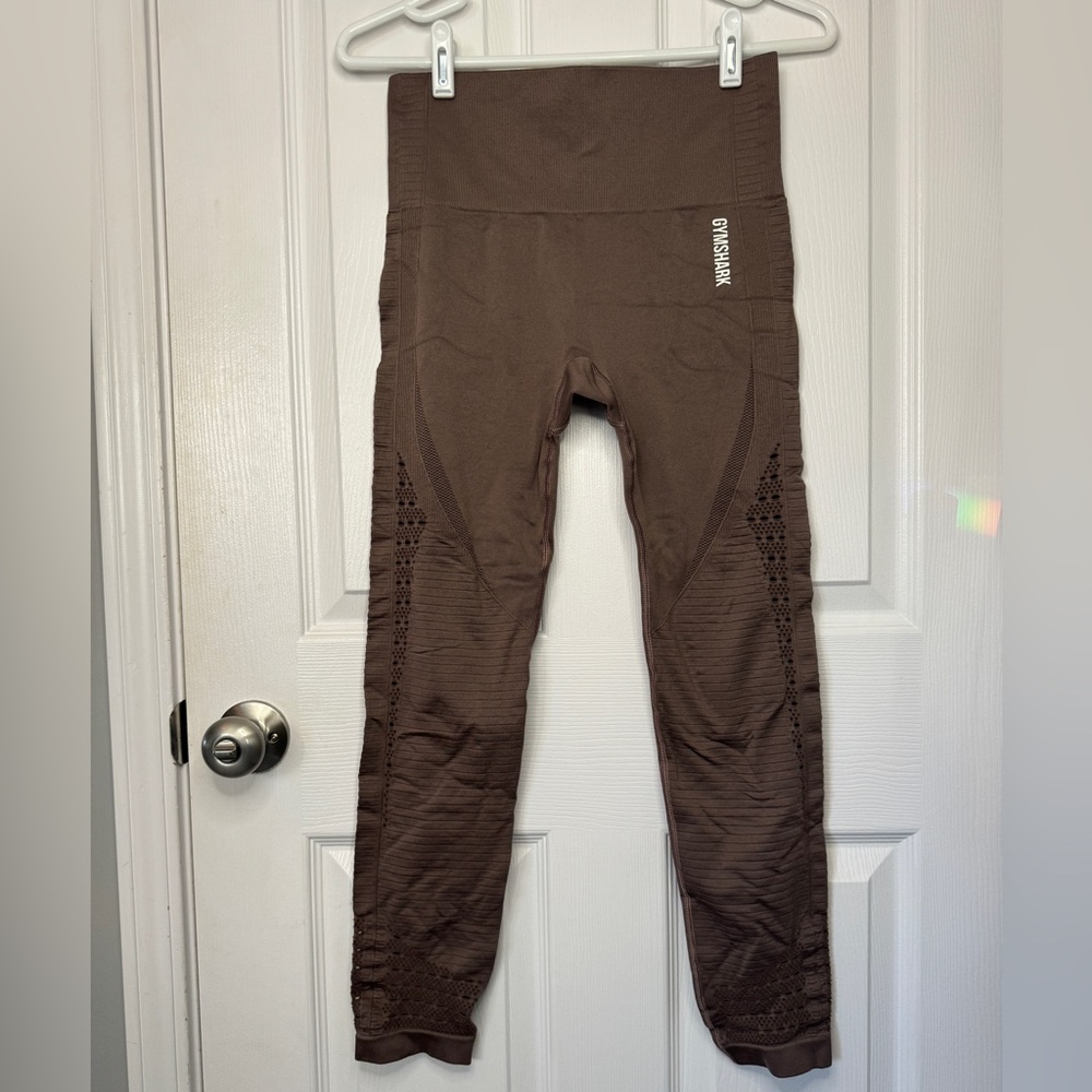 Gymshark Energy+Seamless Leggings in Taupe